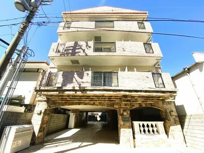 朝陽館【2階】の外観