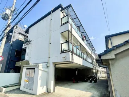 リーベハイツ青山【1階】の外観