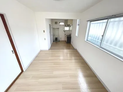 シティベール竹末【107号室】の玄関