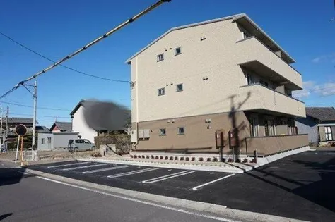 D ROOM GLANZの画像