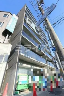Laughter【6階】の外観