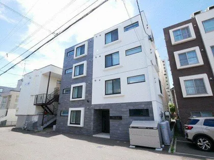 Mteel西麻生【1階】の外観