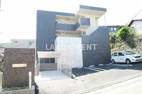 プリメゾン平尾【2階】の外観