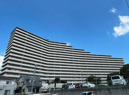 大阪府富田林市美山台【アパート】の外観