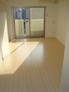 エンクレスト警固【706号室】の居間