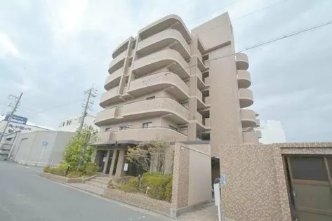 ローレルフラッツの画像