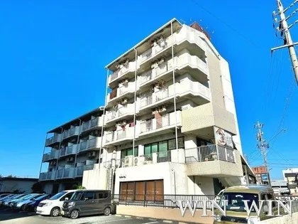 ユトリロ八通【3階】の外観