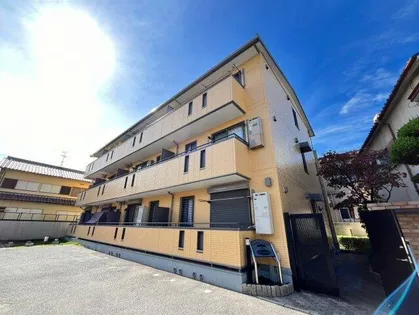 グランシャリオ鳳【3階】の外観