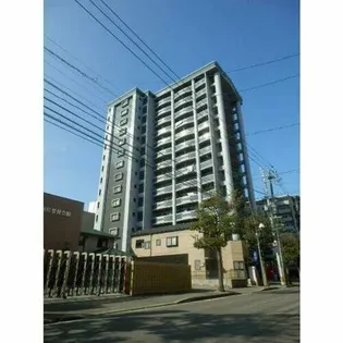 ロイヤル天神南の画像