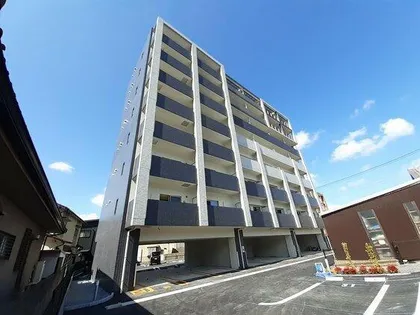 エンラージ タワーの画像