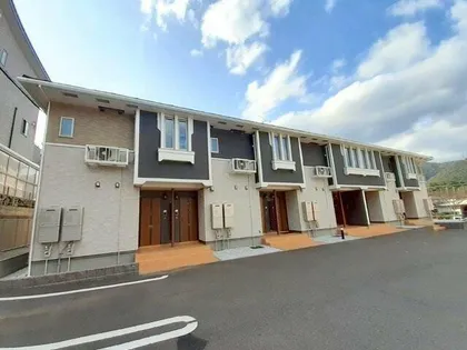 クレメント小倉南 弐番館の画像