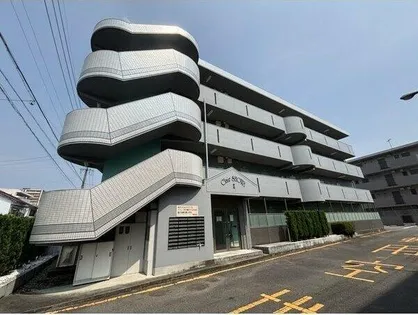 クレールショーワⅡ【4D号室】の外観