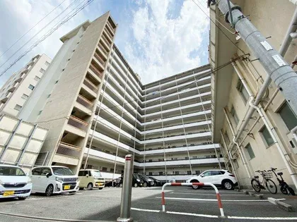 生野ハイツ【1階】の外観