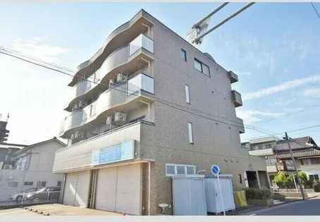 ネスト三吉の画像