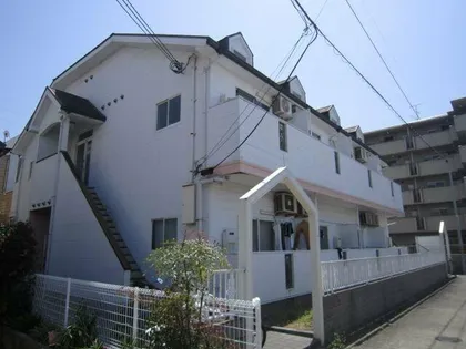 シャトル狭山遊園【2階】の外観