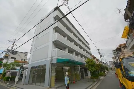 ロイヤルアーク八戸ノ里【4階】の外観