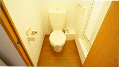 レオパレスシャルマンルミエール【2階】の内装