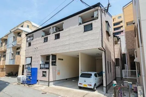アイブルー天神南【2階】の外観