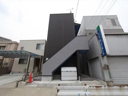 E S プレミアの画像