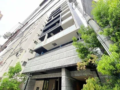 プレサンス京町堀【4階】の外観