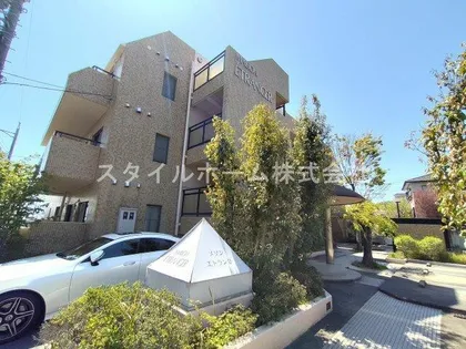 メゾンエトランゼの画像