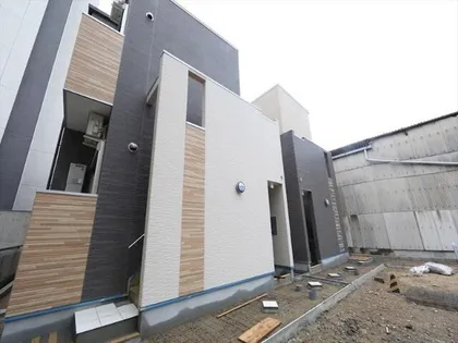 ロイヤルクレスト八熊【2階】の外観