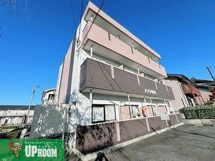 メゾン中央【3階】の外観