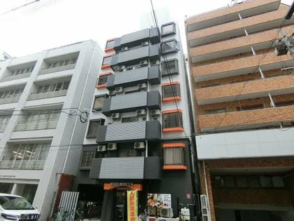 ファンターナ上本町【3階】の外観