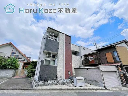 ハーモニーテラス鳥栖【1階】の外観