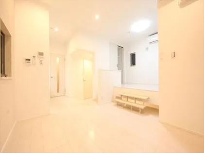 ハーモニーテラス鳴海町Ⅱ【1階】の居間