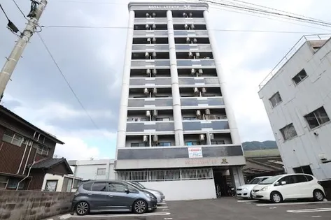 ロイヤルアベニューの画像