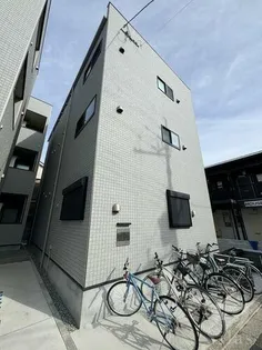 ハーモニーテラス深草仙石屋敷町【1階】の外観