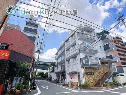 メゾンKARI【3階】の外観