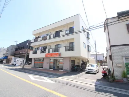 ユアーハウス【301号室】の外観