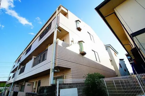 ナチュール茨木【3階】の外観