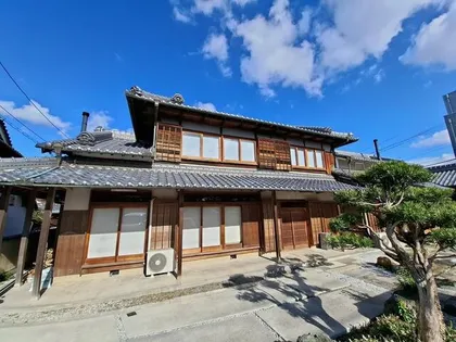 大阪府高槻市前島1丁目【一戸建】の外観