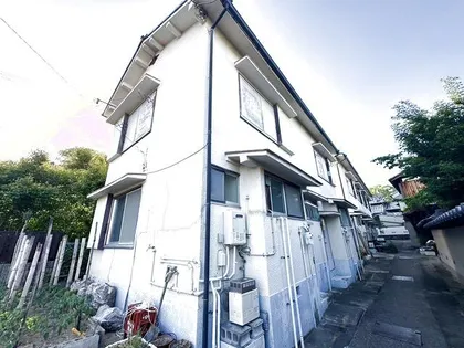 大阪府高槻市古曽部町1丁目【テラスハウス】の外観