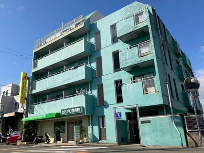 ヴィークル学院前の画像