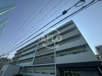 MAXIV CROS 江坂の画像