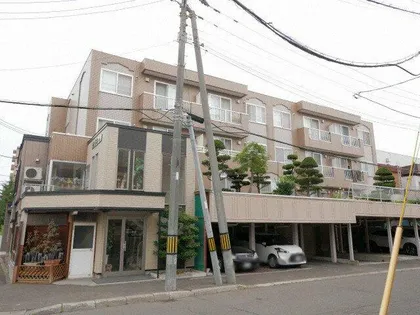 パールハイム栄町【301号室】の外観