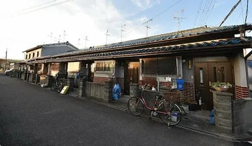 大阪府富田林市喜志新家町1丁目【アパート】の外観