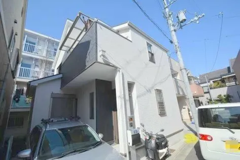 大阪府東大阪市柏田東町【タウンハウス】の外観