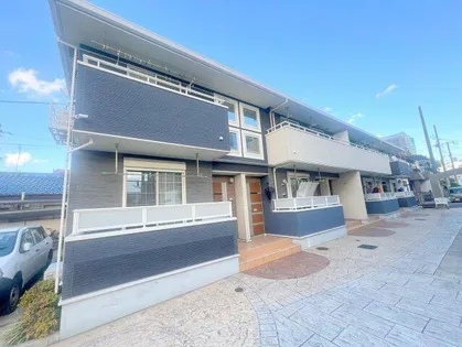 クリスタルガーデン リリー【2階】の外観