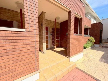 セレスコート花園【2階】の玄関