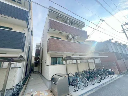 フジパレス鶴見Ⅵ番館【3階】の外観