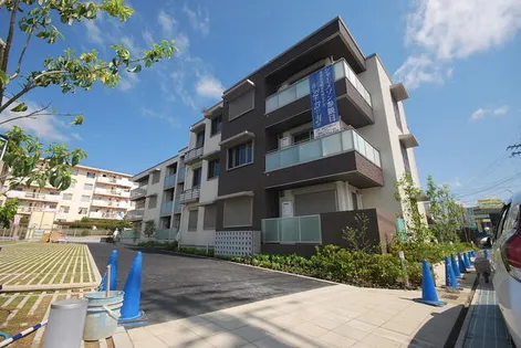 リッシュ ベレオ 東香里の画像