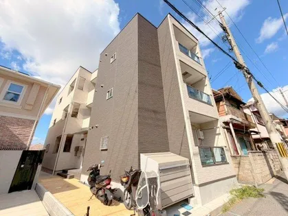 カーサフォルトゥナート額田駅前【2階】の外観