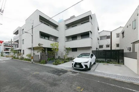 ラ ウェストの画像