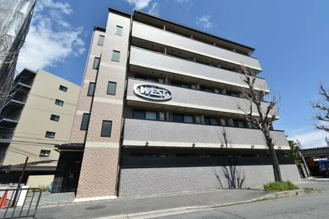 ウエスト桂川駅前の画像