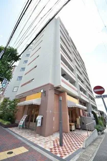 ベルフェリーク新神戸【4階】の外観